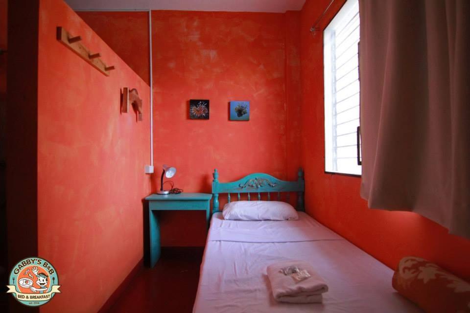 Gabby'S Bed & Breakfast Dumaguete City Exterior foto