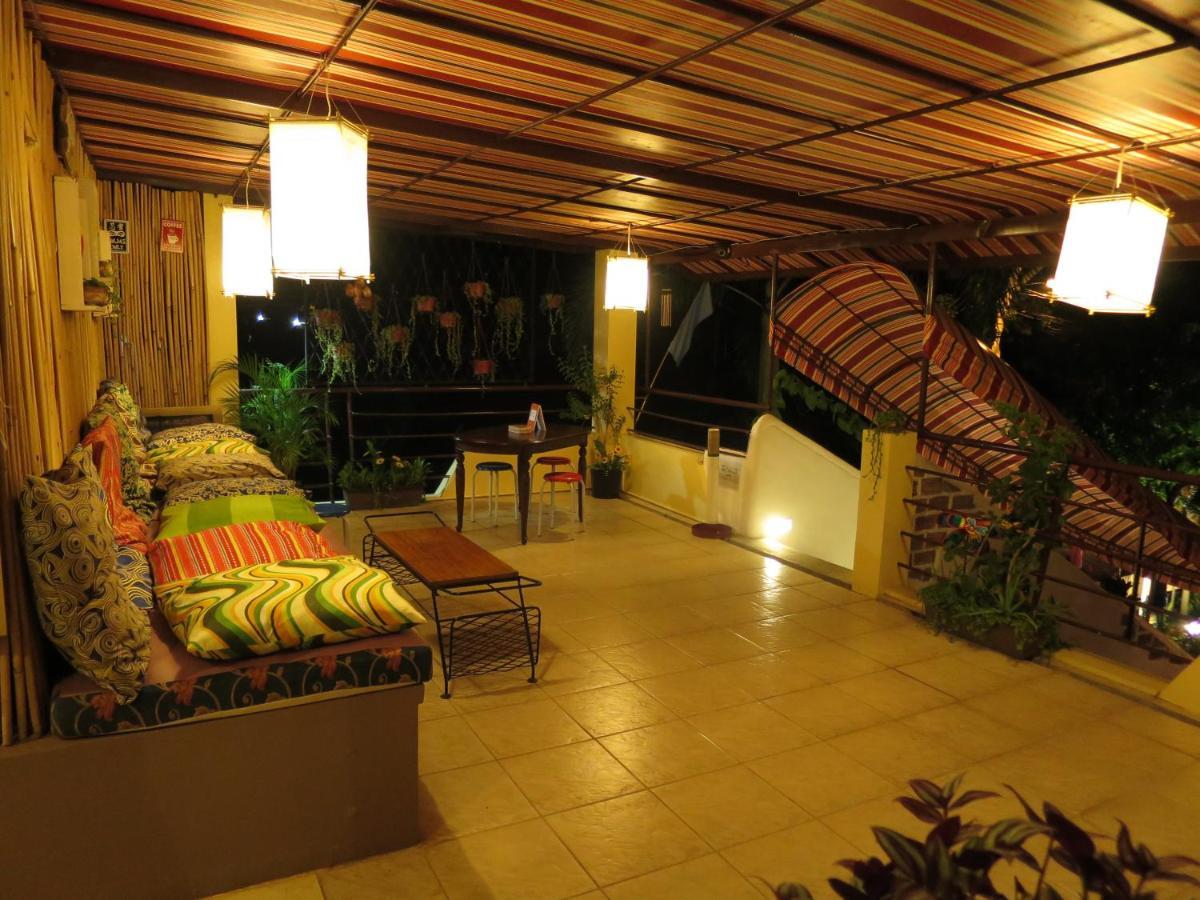 Gabby'S Bed & Breakfast Dumaguete City Exterior foto